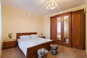 Отель Beautiful APARTMENT in Heart of Lviv  Львов